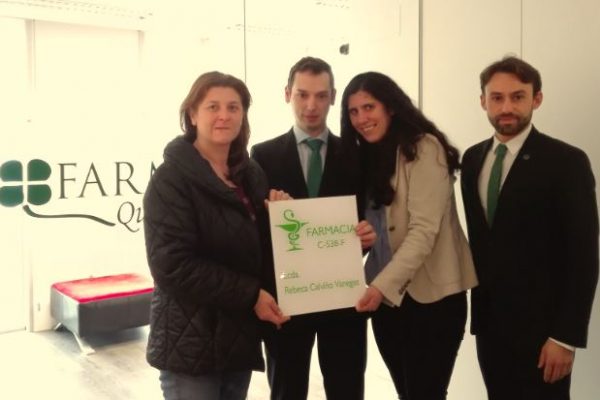 Rebeca Calviño nueva titular de Farmacia en Carantoña, Vimianzo