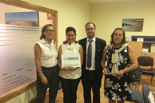 Beatriz González adquiere la titularidad de farmacia en situada en calle Hombre de Palo en Toledo