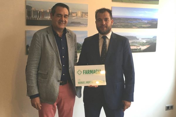 Manuel Moreno, nuevo titular de farmacia en Oviedo