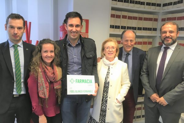 Farmaquatrium gestiona una nueva titularidad de farmacia en Ferrol