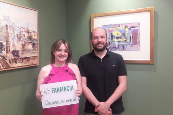 Marian Baldoví estrena titularidad de farmacia en Alicante