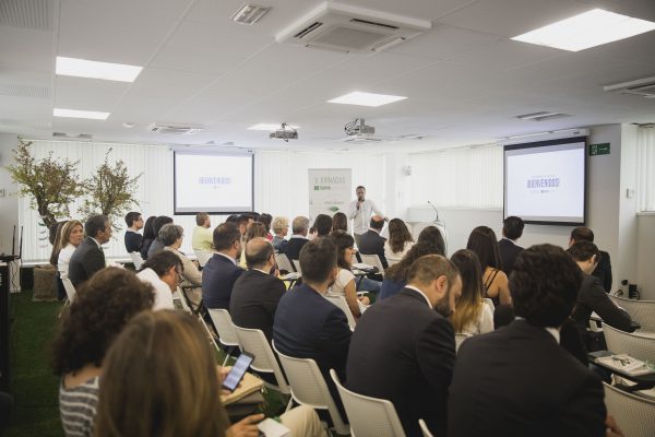 FarmaQuatrium anima a aprovechar las oportunidades que se presentan en el sector de la Oficina de Farmacia en Galicia