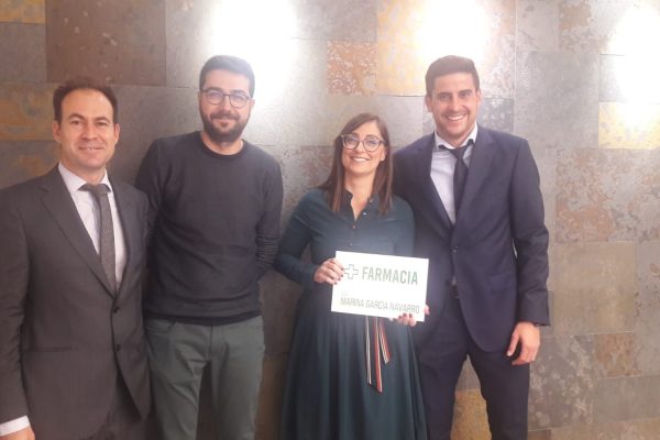 Marina García estrena titularidad de farmacia en Alicante