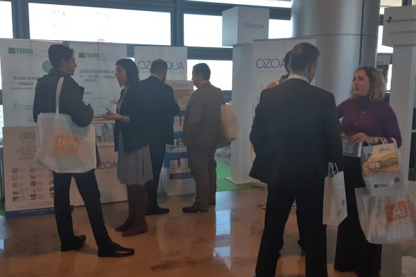 LABORATORIOS OZOAQUA Y FARMAQUATRIUM PARTICIPAN EN LAS JORNADAS BIDAFARMA EN MÁLAGA