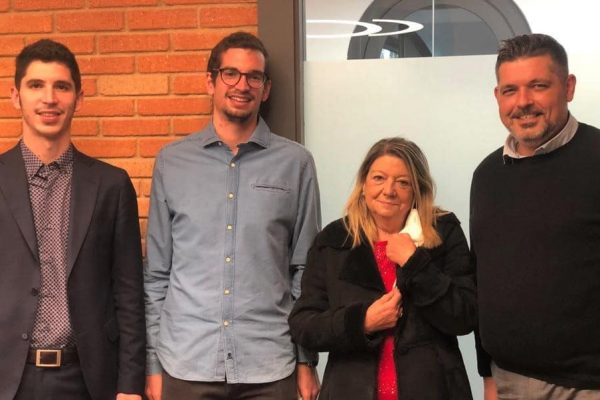 Alex Collado estrena titularidad de farmacia en Sant Boi de Llobregat