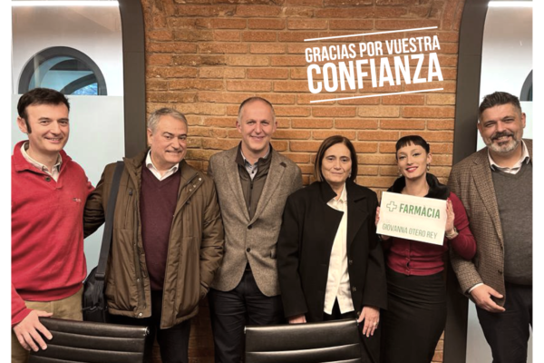 Giovanna Otero estrena titularidad de farmacia en el barrio de Gracia, Barcelona