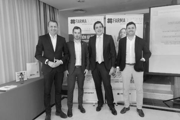 Farmacéuticos mallorquines se reúnen con FarmaQuatrium para abordar el futuro de la Oficina de Farmacia