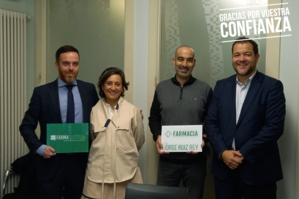 Jorge Ruiz da el salto a Cándamo con una nueva farmacia
