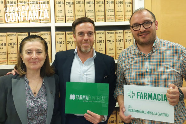 Rodrigo Nebreda estrena titularidad de farmacia en Palencia