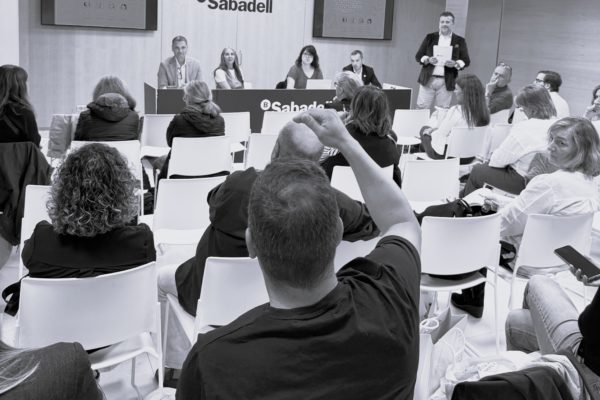 ‘Hablemos de Farmacia’, nuevo éxito formativo en Barcelona de FarmaQuatrium