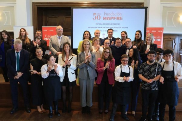 La Farmacia Migoya de Oviedo galardonada en los Premios Fundación MAPFRE