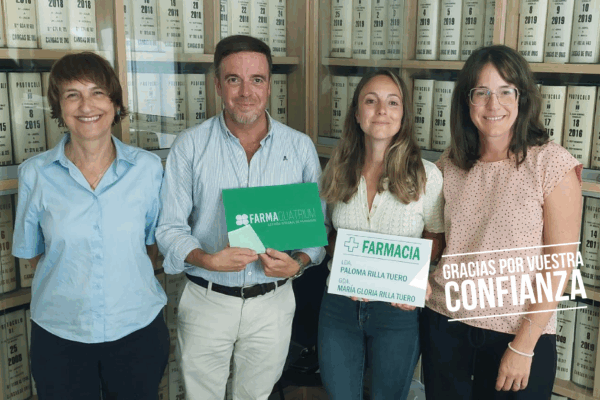 Gloria y Paloma Rilla comparten titularidad de Farmacia en Cangas de Onís