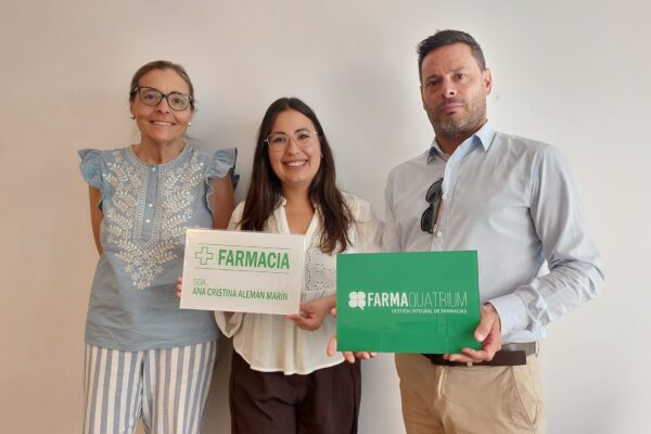 Ana Cristina Alemán, titular de farmacia al 100% en Aledo, Murcia