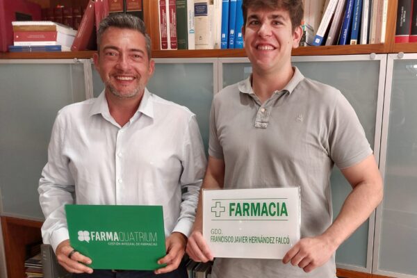 Francisco Javier Hernández se estrena como titular de Farmacia en Castellón de la Plana