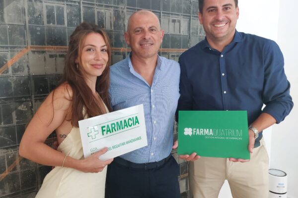 Roxane Mozaffari alcanza su primera titularidad de Farmacia en Alfás del Pi